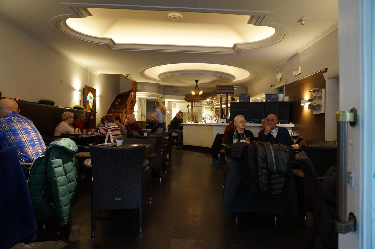 Hôtel Terminus à Arrondissement administratif de Arrondissement administratif de Turnhout Extérieur photo