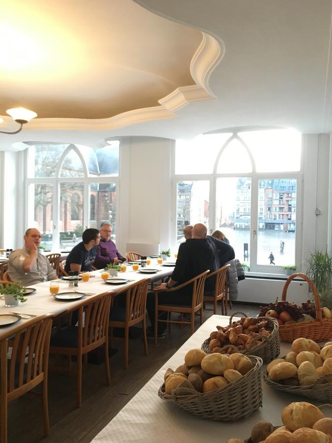 Hôtel Terminus à Arrondissement administratif de Arrondissement administratif de Turnhout Extérieur photo